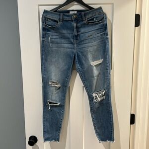 Studio Blue Jeans size 31 Like new!